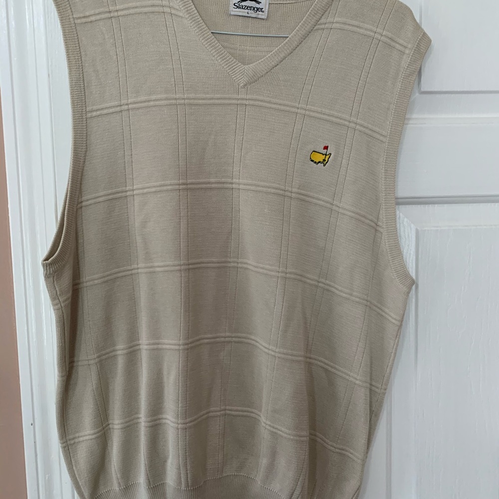 Polo type golf tank sweater size L